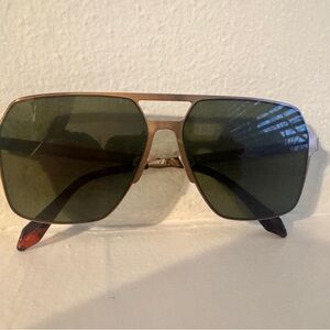Quay Australia Sunglasses with Gold Frame